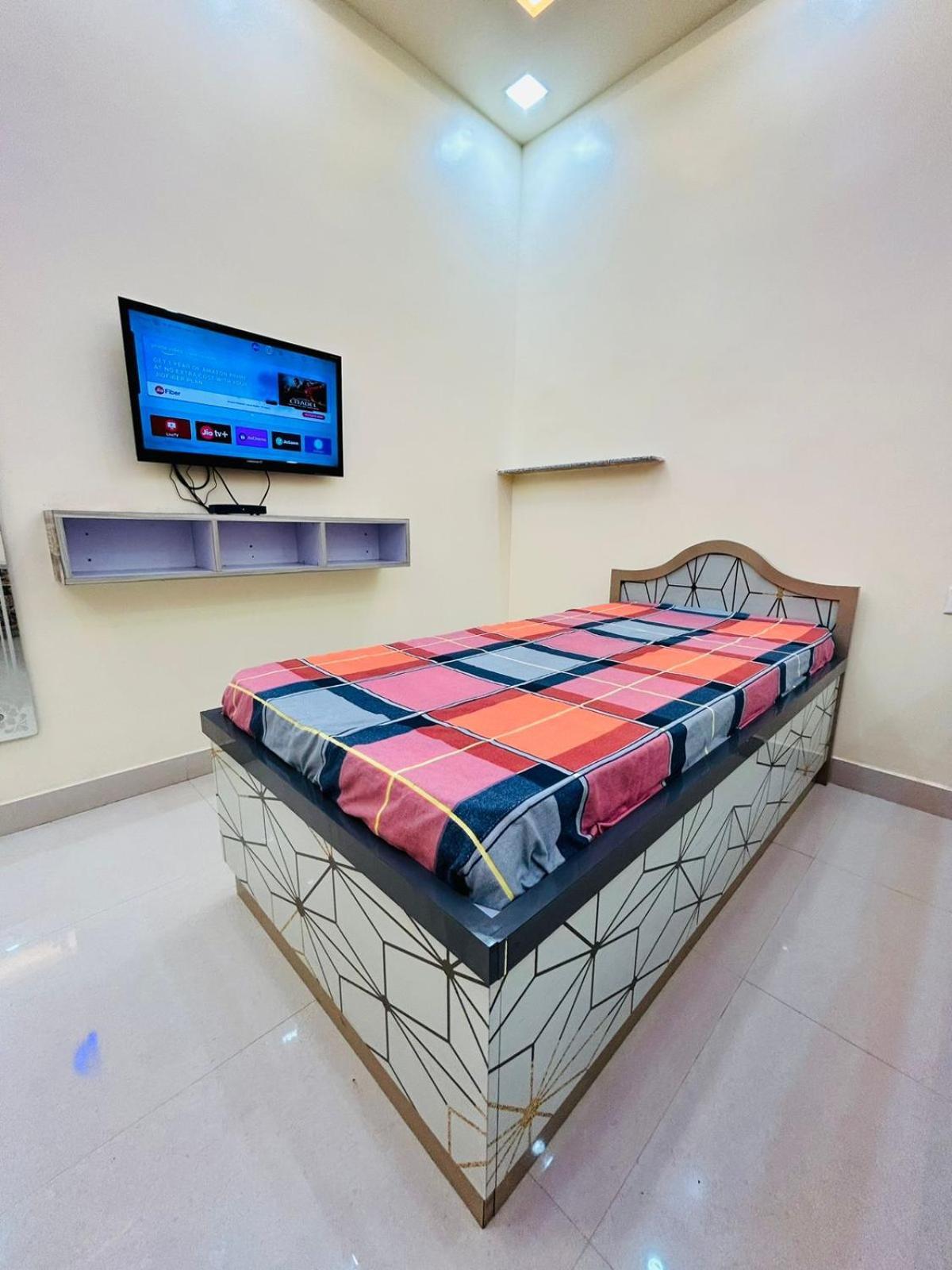 Smart Stays - Mmmut College - Gkp Airport Gorakhpur Exterior foto